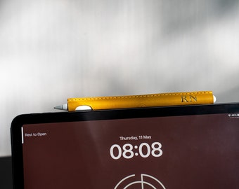 Italian Leather Sleeve for Apple Pencil Pro / 2