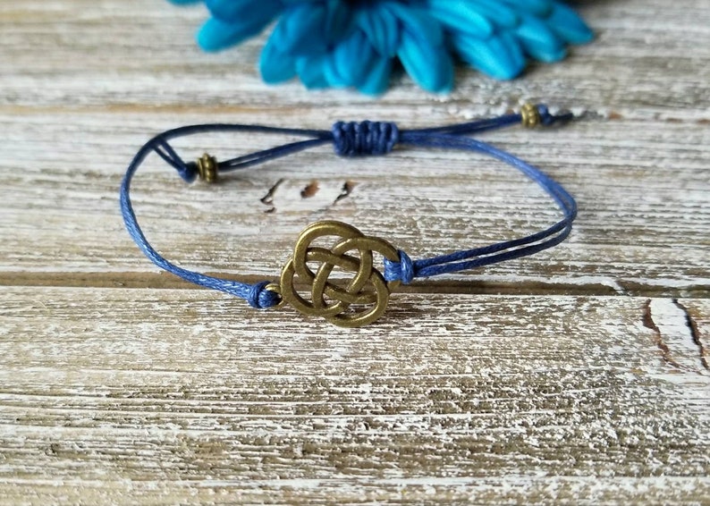 Macrame Festival Bracelet Small Celtic Knot Bracelet Adjustable Sister Celtic Knot Bracelet Best Friend Bracelet Bronze Celtic Knot
