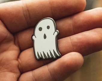 Ghost enamel pin  1.25" (3.175 cm)