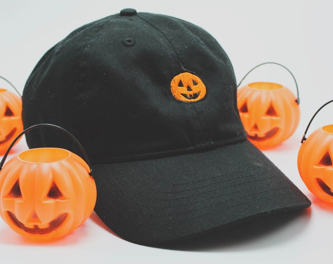 Classic Pumpkin hat (+ free shop sticker)