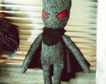 The Mothman - Cryptid Mini