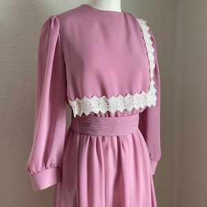 1970s/1980s Lilac Candy Pink Lace Trim Bib Cummerbund Belt Elastic Waist Dress