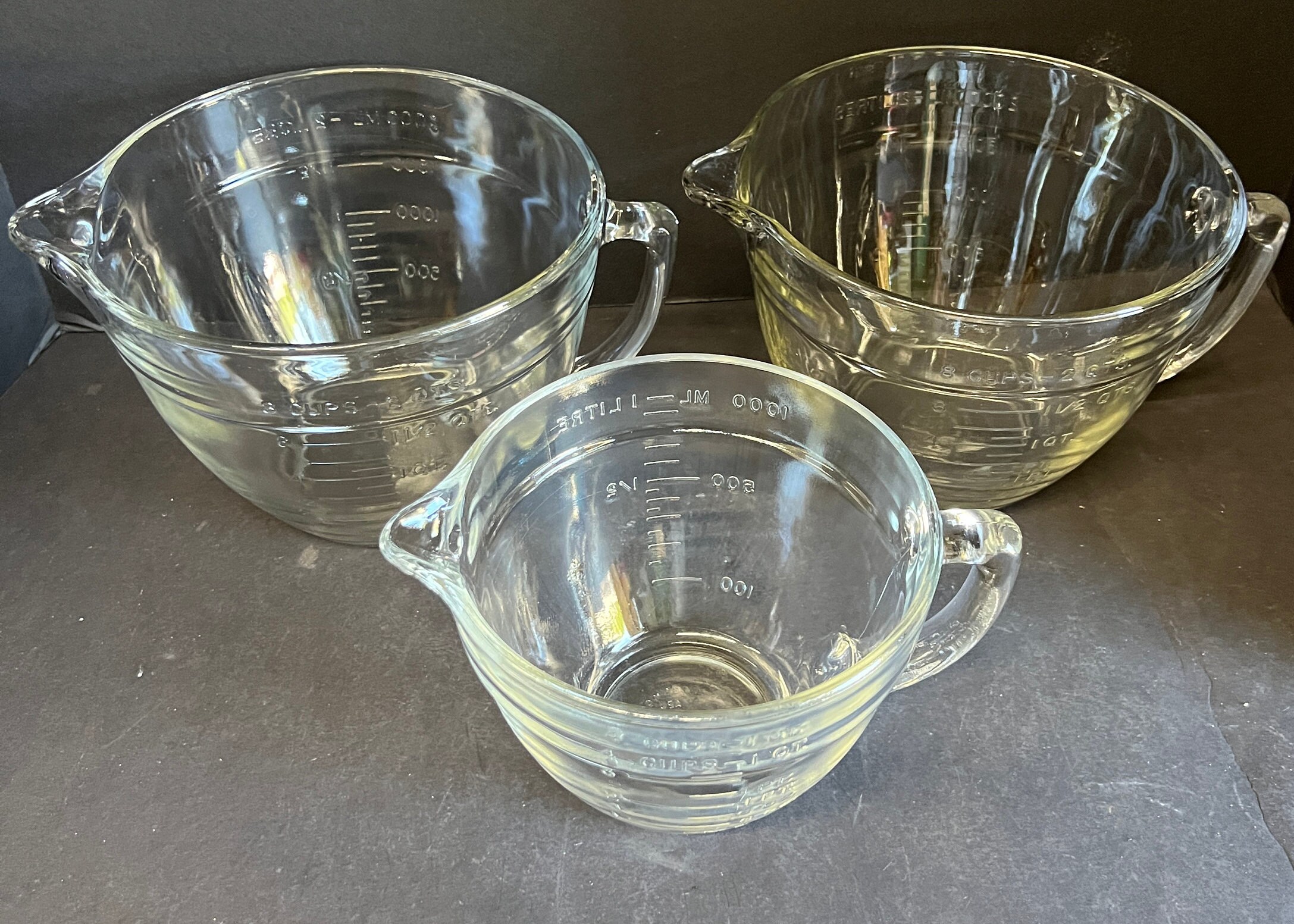 Vintage Anchor Hocking Clear Glass Mixing Batter Bowl Measuring 8 Cups 2  Qt.