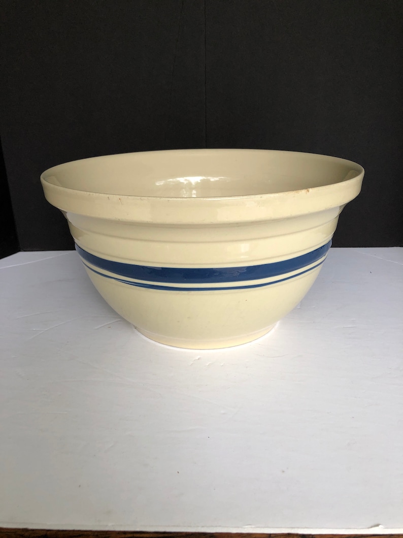 Friendship Bowl Roseville Ohio 6 and 8 Quart Mixing Bowls Etsy