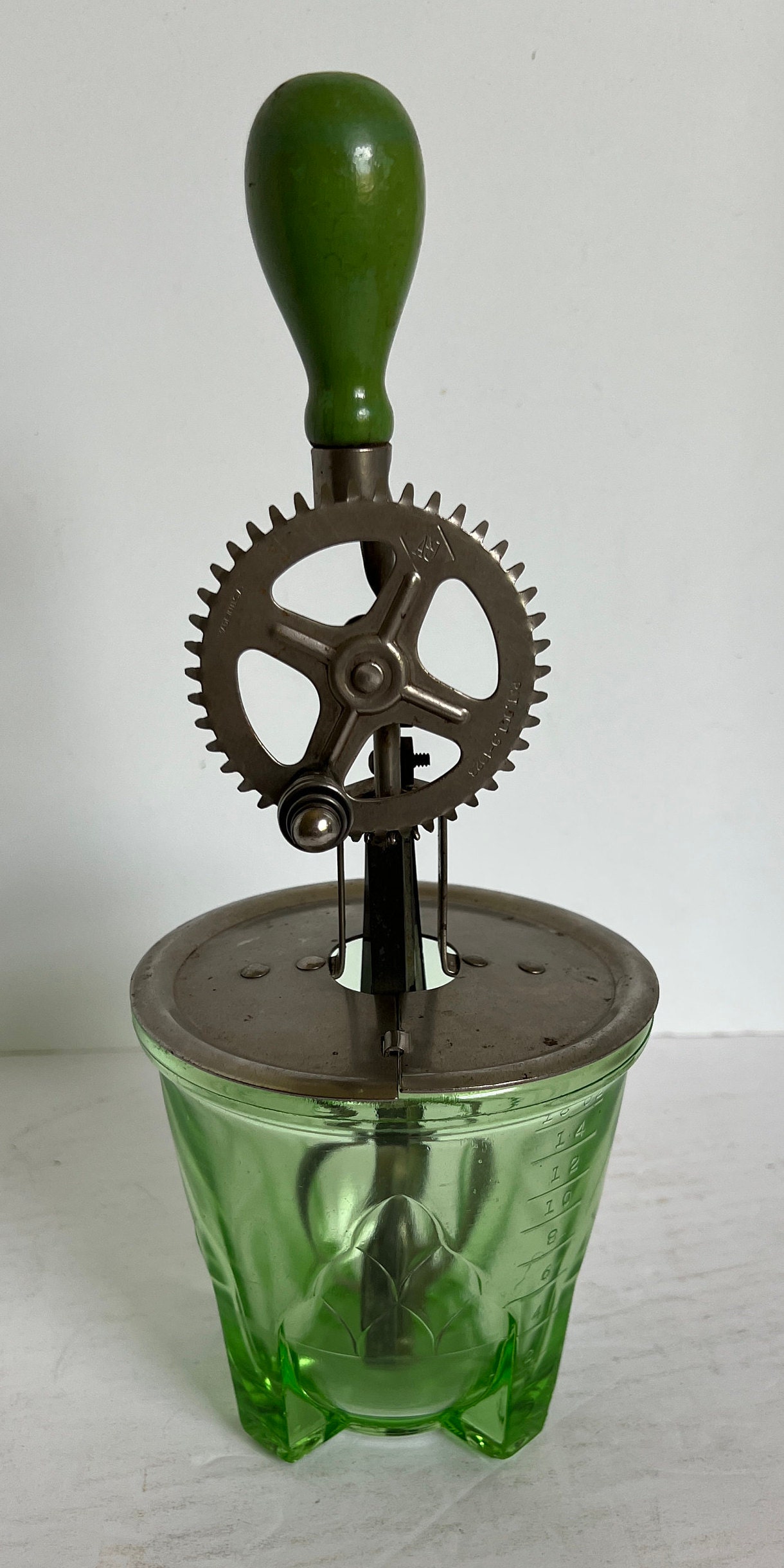 Green Handle Hand Mixer, 1920s Ladd Ball Bearing Rotary Hand Crank Egg  Beater 