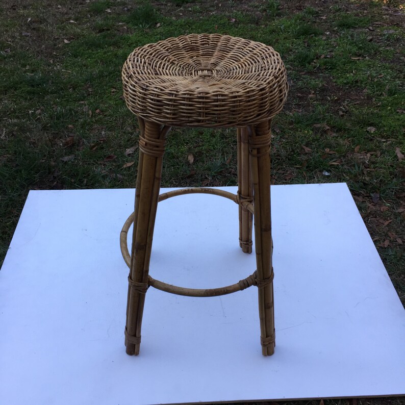 Wicker Bar Stool Image 0
