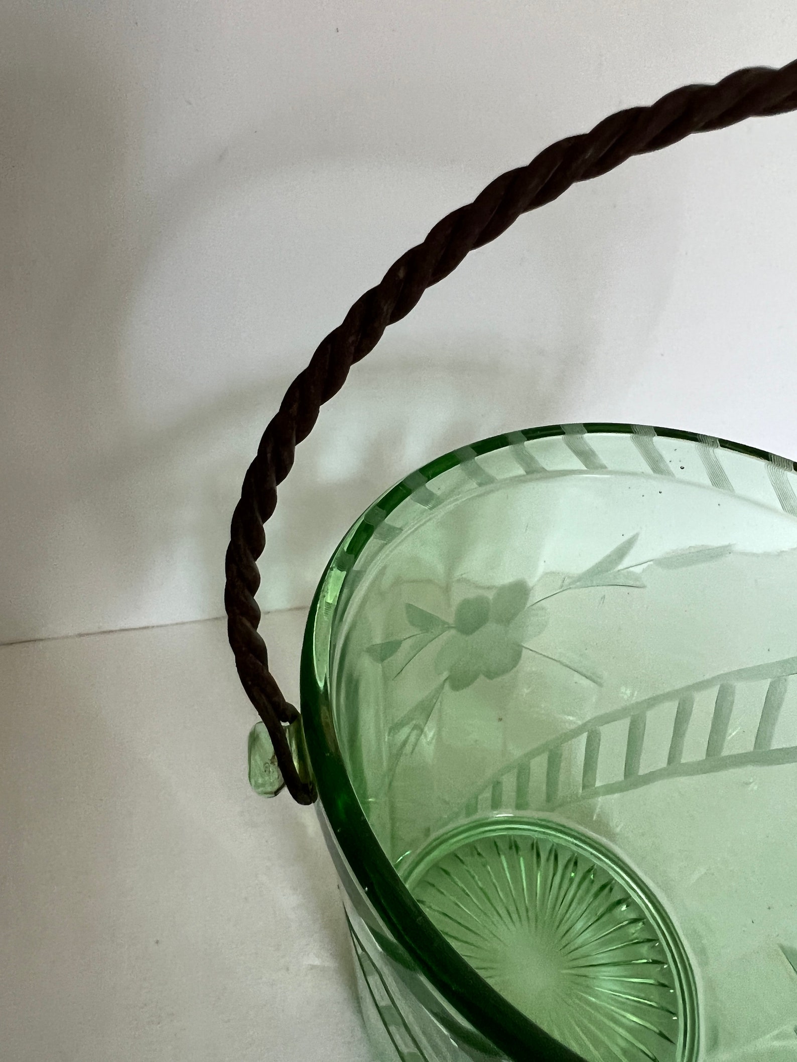 Green Depression Glass Ice Bucket With Lid Twisted Metal Etsy