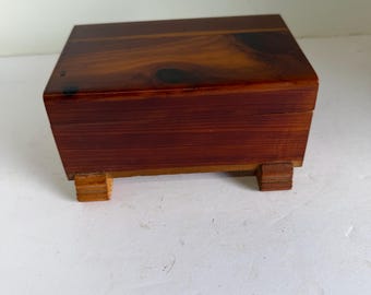 Cedar Wood Footed Trinket Box