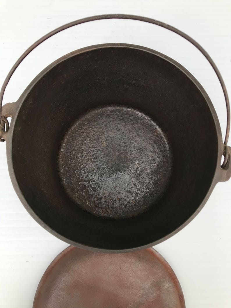 Antique Cast Iron Pot FBP Flat Bottom Pot Matching Cast Etsy