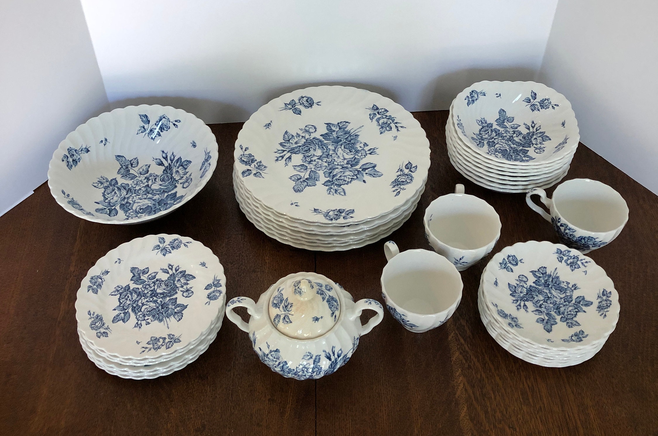 Johnson Brothers, Fine China, Pattern Devon Sprays Blue, Vintage