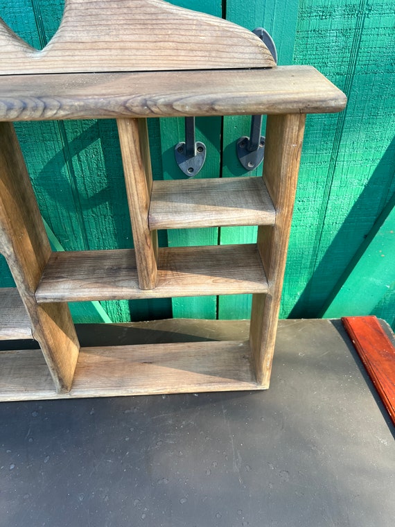 Wood shelf with heart cutout deals