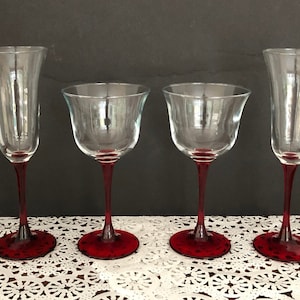 Red Ruby Balloon Wine Glasses Clear Thin Stem Set of 6 Artland Greeting 8  3/8