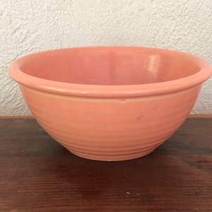 Beehive Bowl, Pink Mixing Bowl, Farm House Decor, Kitchen Style, Vintage