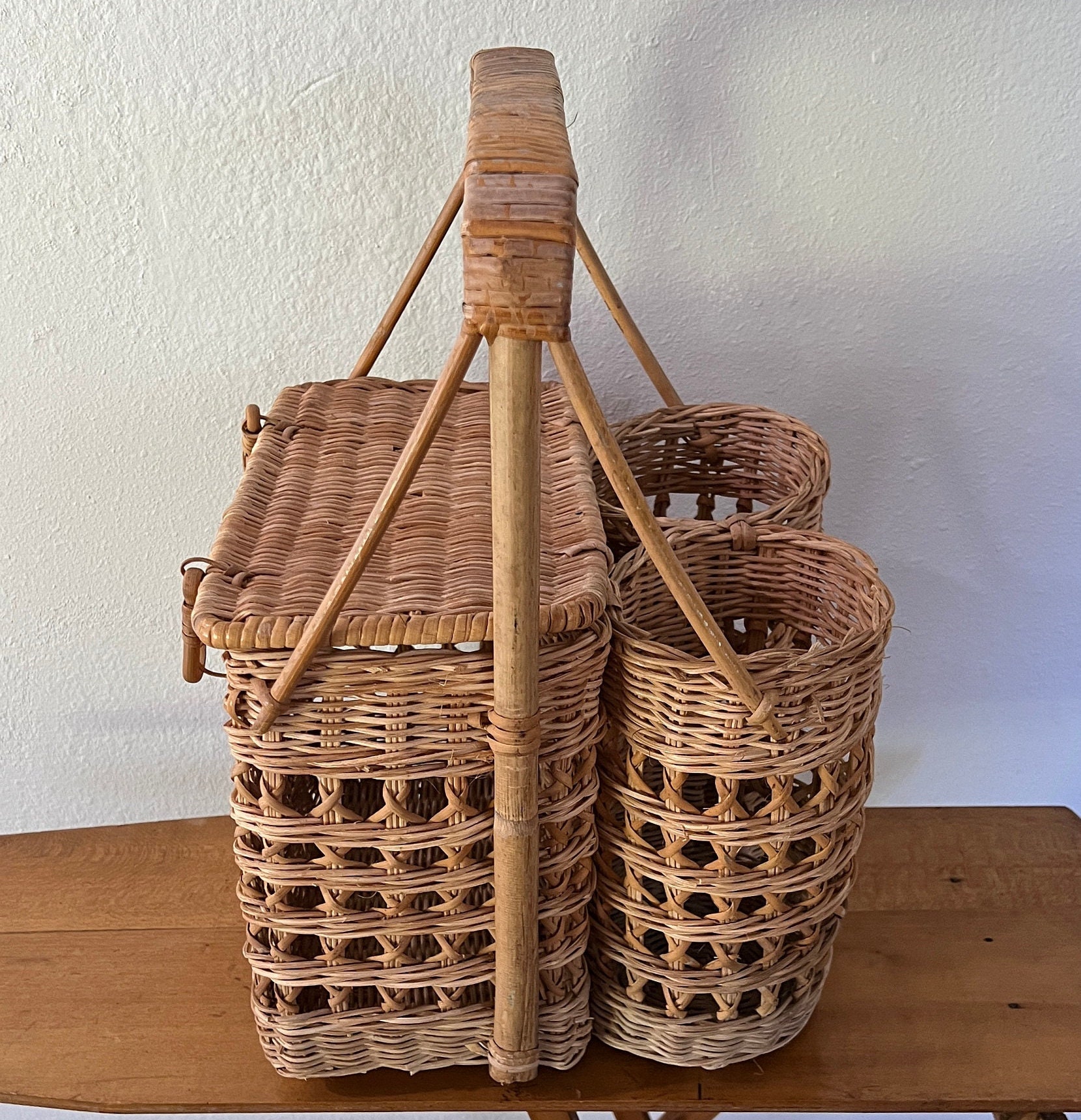 Honey-Can-Do Natural Wicker Multi-Use 3-Compartment Basket Caddy with Handle