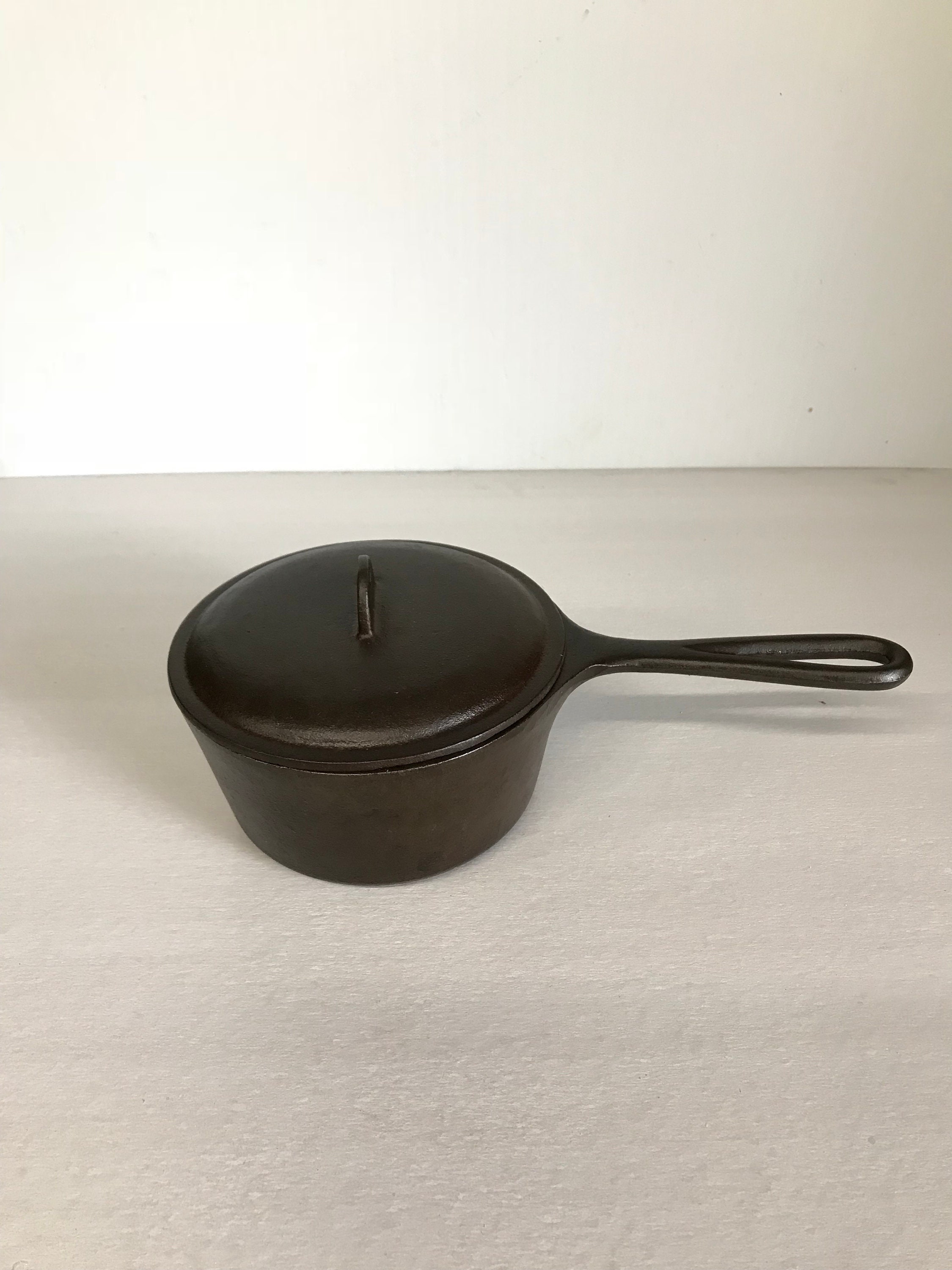 Cast Iron Sauce Pan with Lid - 56051