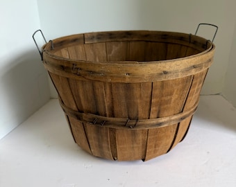 Basket, One Bushel, Antique, Woven Wood Slats , Orchard Storage, Country Home Decor