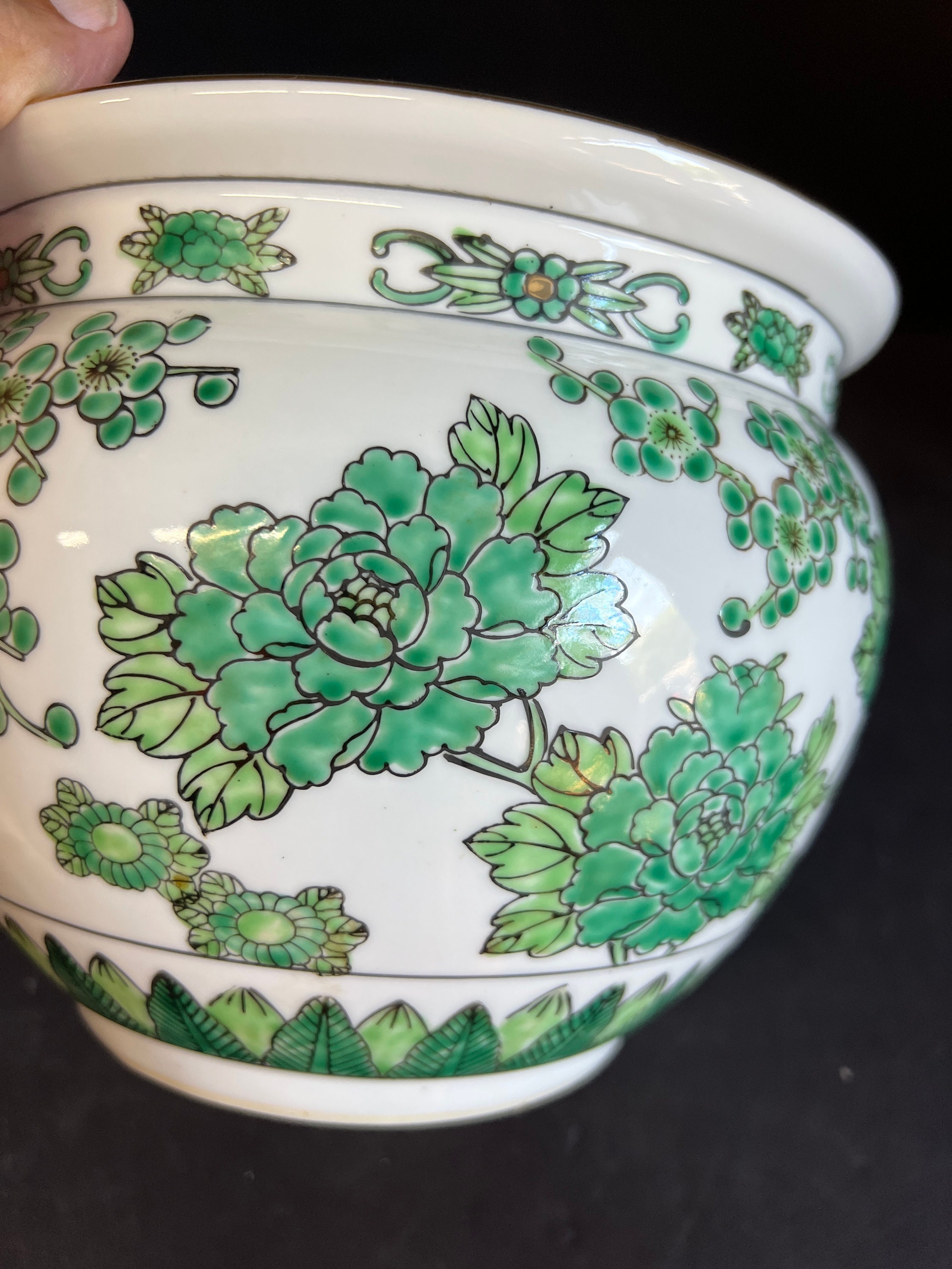 Gold Imari Green, White Cachepot With Peacock Motif, Circa 1960s