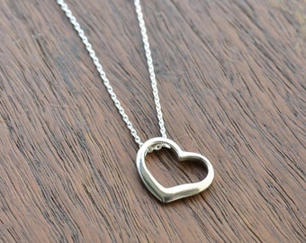 Collana con ciondolo a cuore aperto in argento sterling - Delicato ciondolo d'amore (40,6 cm/45,7 cm)