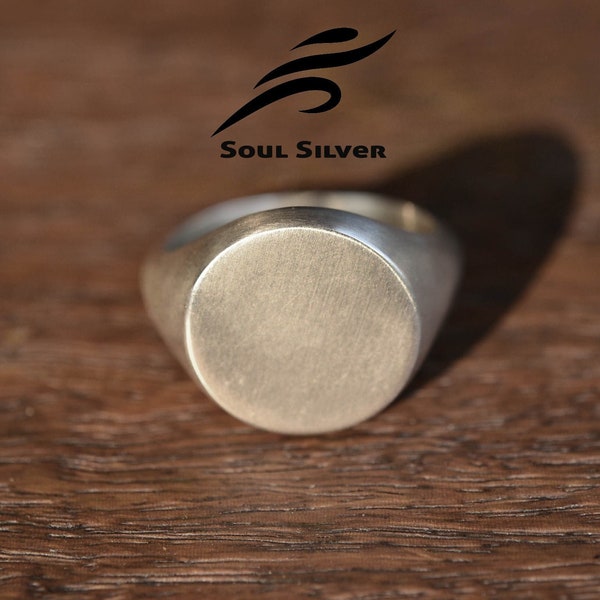 Sterling silver signet ring brushed finish, modern round matt finish signet ring, unisex silver signet ring, mens signet ring, personalized