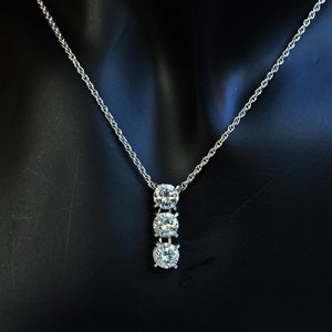 Sterlingzilveren trilogie diamanten CZ hanger ketting, sierlijke massief 925 bungelende diamanten hanger plating gerhodineerd witgoud op 925 zilver