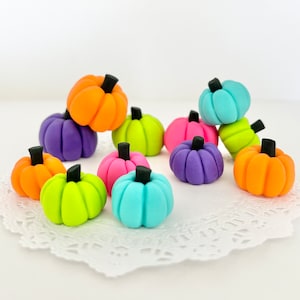 Fondant Pumpkins Halloween Pumpkins Halloween Cake Topper Bright Edible Pumpkins Pumpkin Cake Topper