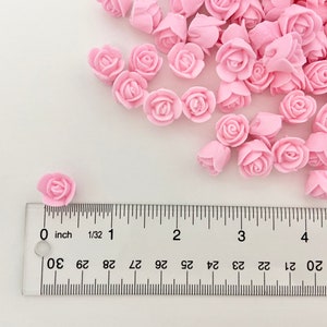 Small Royal Icing Roses - Pink 120 ct main image 0