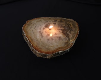 1 Wick petrified wood oil candle