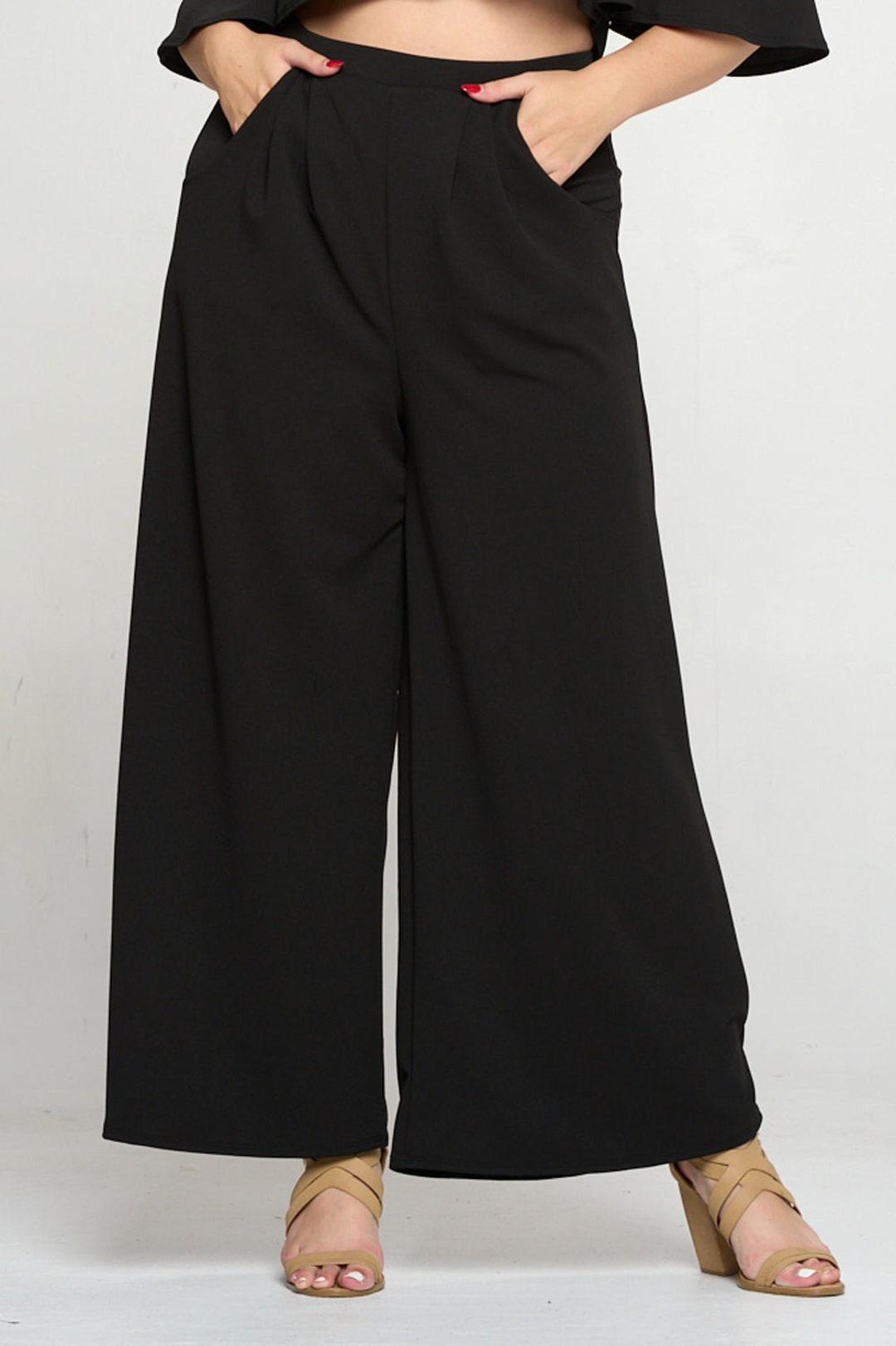 Wide-Leg Pocket Pant main image 0