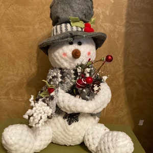 BEST SELLER McMittens Snowman, Plush Sitting Snowman, Decorated Sitting Snowman, Farmhouse Decor, Snowman Decor