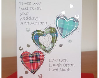 Anniversary Three Hearts Card WWWE42