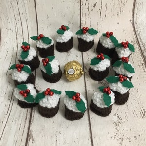 Strickmütze, Weihnachtsgeschenk, Weihnachten Tischdekoration, Lehrer Geschenk, Ferrero Rocher Cover , Christmas Pudding, Nikolausmütze ,