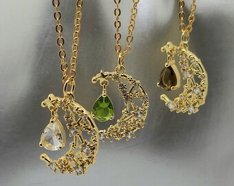 Crescent Moon Necklace / Femininity / Moon / Woman Empowerment / Fertility / Cubic Zirconia / Gold Plated