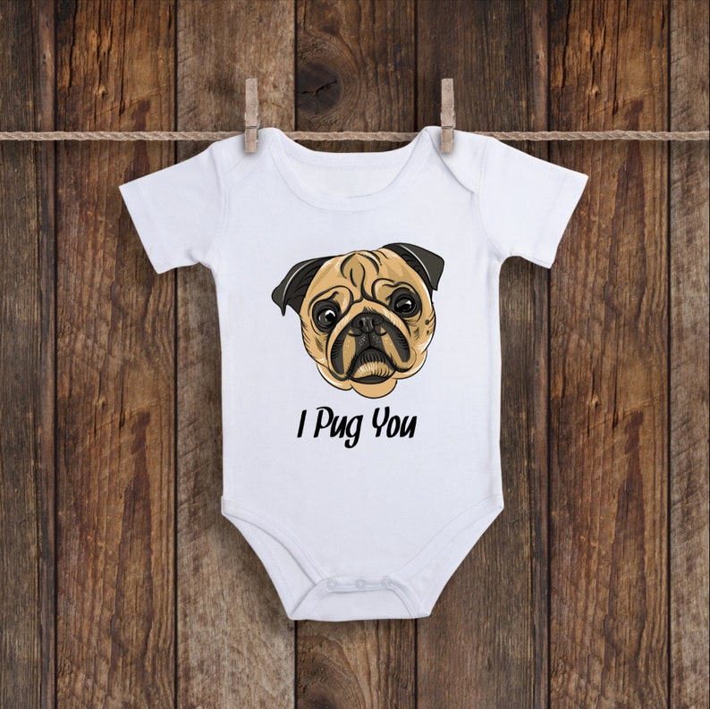 Cache Couche De Pug Carlin Vous Vetements De Bebe Pug Etsy