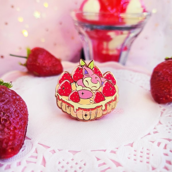 Skitty Strawberry Parfait Enamel Pin