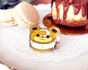 Tediursa Ice Cream Sandwich Enamel Pin
