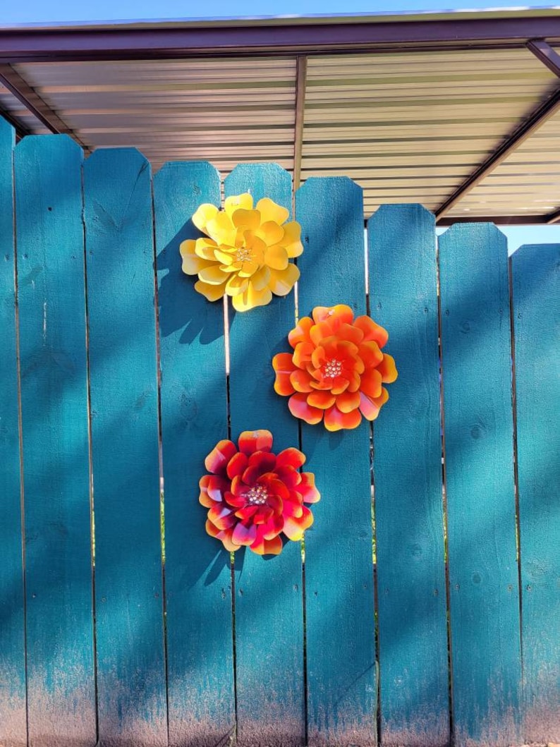 Metal Marigold Flower Metal Flower Art Metal Garden Decor Etsy