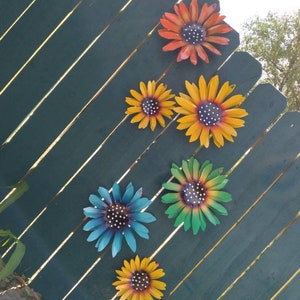 Metal Sunfowers, Fence Flowers, Fence Decoration, Metal Flowers for Fence or Tree, Metal Flowers image 6