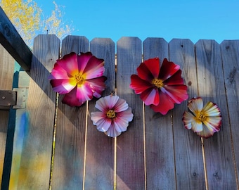 Metal Cosmo Flower, Fence Flower, Garden Art, Metal Garden Decor