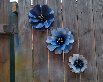 Metal Flower Fence Decor: Colorful Garden Art, Set of 3