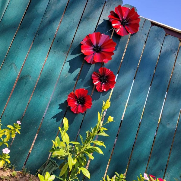 Red Poppy Flower, Fence Flower, Garden Art, Metal Garden Decor, Metal Poppy, Red Poppy Wall Art, Wall Decor, Set of 4