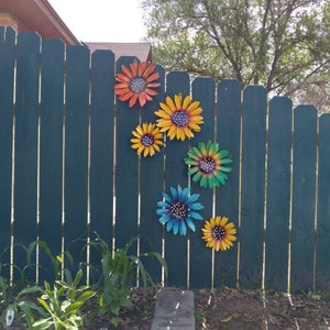 Metal Sunfowers,  Fence Flowers,  Fence Decoration,  Metal Flowers for Fence or Tree, Metal Flowers