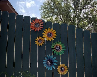 Metal Sunfowers,  Fence Flowers,  Fence Decoration,  Metal Flowers for Fence or Tree, Metal Flowers - Individual flower - Not a set