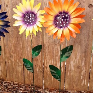 Daisy Flower Garden Stake, Metal Daisy Garden Stake, Metal Flower, Metal Garden Art image 5