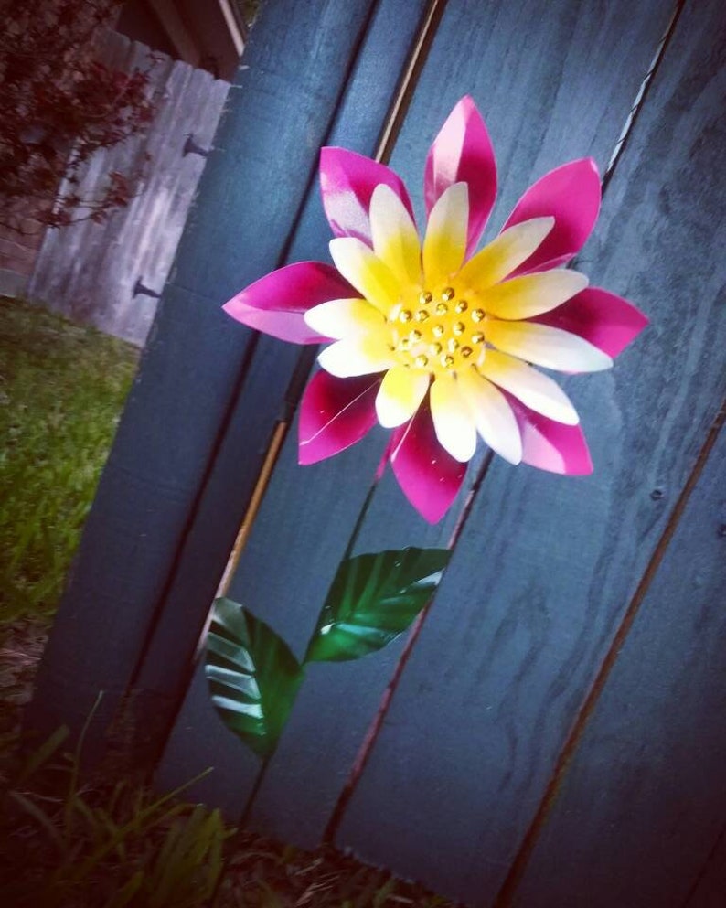 Metal Flower Garden Stake Dahlia Flower Yard Decoration Etsy UK