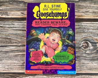 Give Yourself Goosebumps: #20 Toy Terror, Batteries Included | Young Reader Spooky Fiction Paperback