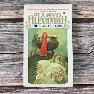 The Black Cauldron by Lloyd Alexander - Dell Vintage Paperback 1980s Printing