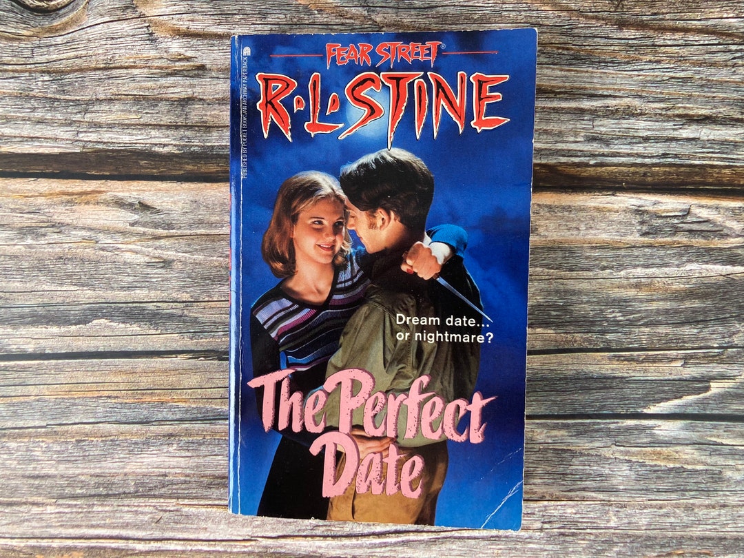 The Perfect Date by R.L. Stine Fear Street Archway Paperback