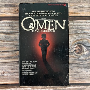 The Omen by David Seltzer - Signet Horror Books - Signet Paperback Horror - 1970s Paperback Horror
