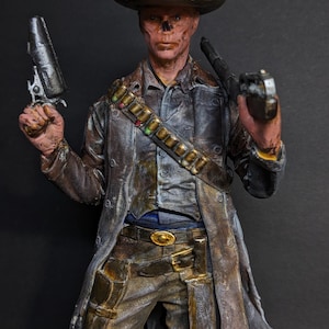 The Ghoul Fallout Statue
