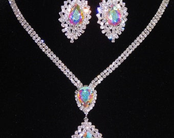 Brand New Bridal Wedding Silver Rhinestones Crystal Graduated Necklace and Earrings Set